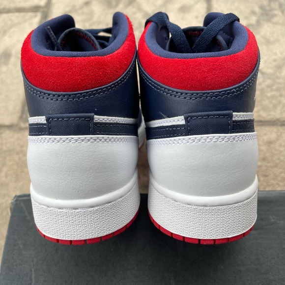 Jordan 1 mid usa size 6Y / women’s 7.5 - Picture 3 of 5